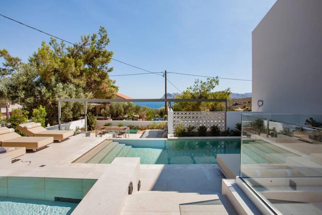Chania Living Stories Villa With Piano Extérieur photo